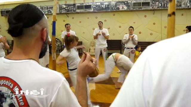 Kапоэйра в центре Москвы смотреть онлайн