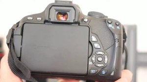 Canon EOS 650D Kit 18-55 mm