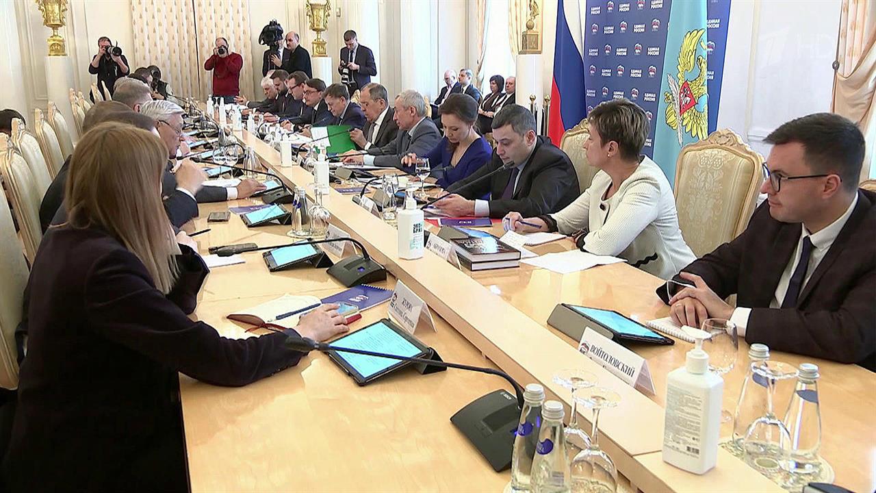 Сергей Лавров отметил беспрецедентный уровень агрессии по отношению к русским за рубежом