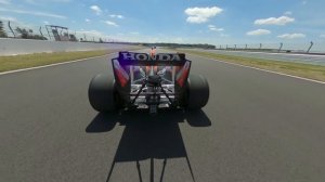 Follow Cam ? David Coulthard Laps Silverstone In The RB7