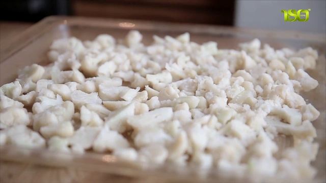 Клуб 180°:Горбуша, запеченная с цветной капустой под соусом. Рецепт от участницы "Преображения". смотреть онлайн