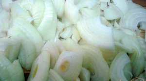 Курица в луковом соусе