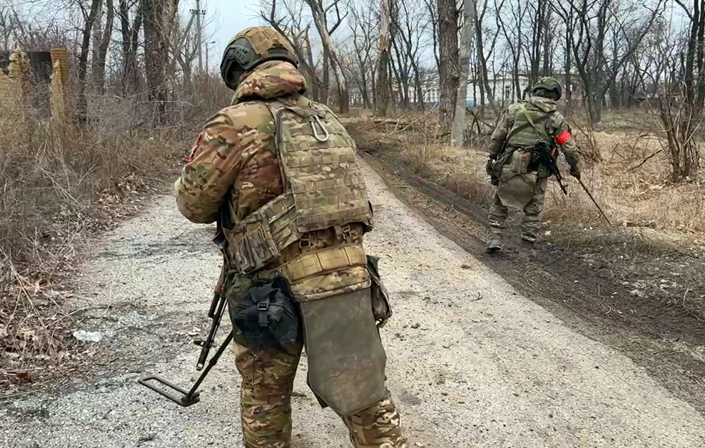 Российские саперы начали разминирование в освобожденной Авдеевке / События на ТВЦ