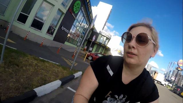 У МУЖА КРИТИЧЕСКИЕ ДНИ ГНИДА ВНУТРИ смотреть онлайн