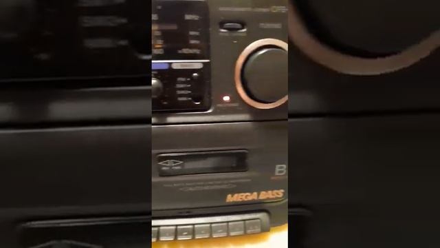 Двухкассетный магнитофон Sony смотреть онлайн