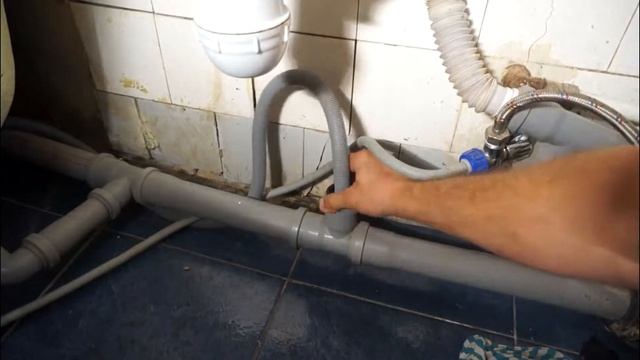 Заливает и сливает воду - САМОСЛИВ! смотреть онлайн