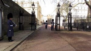 London, Clarence House, Changing Guards