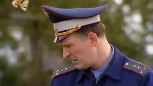 6 кадров. ГАИшник и водитель