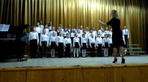 18 рыбаков. Исполняет сводный хор второклассников. Евпаторийская детская школа искусств.