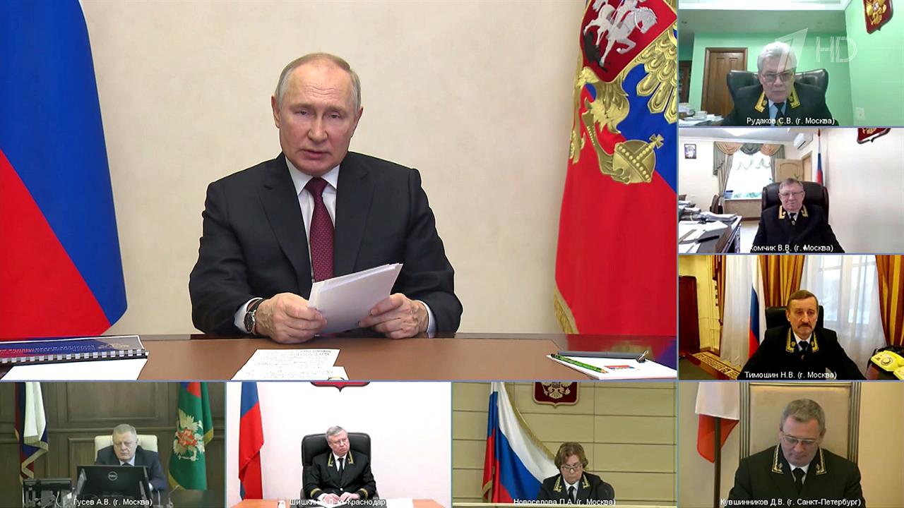 Детали Всероссийского съезда судей, в котором принял участие Владимир Путин