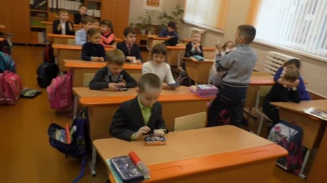 Марк день рождения, конфеты для детей в школе! смотреть онлайн