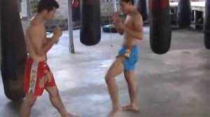 Muaythai.SU / Самоучитель - видео учебник муай тай - часть 1 - удары ногами и локти.
