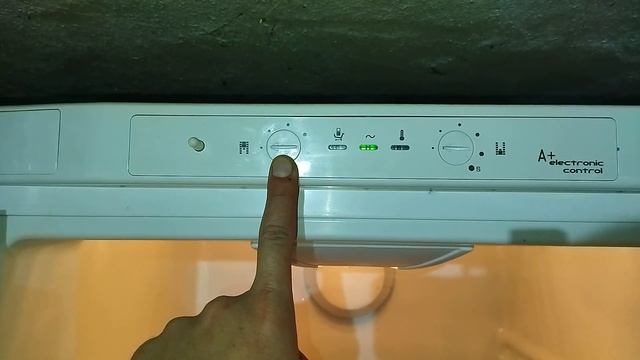 Как отрегулировать температуру холодильника. смотреть онлайн