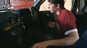 Не работает люк - как починить электропривод