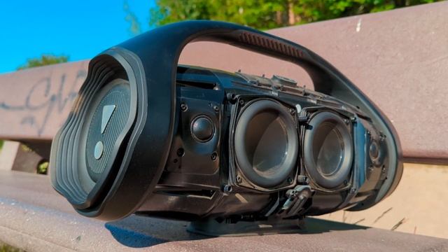 JBL Boombox 2 (LFM) Bass Test - JBLfan361