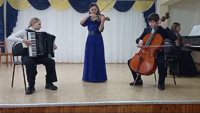 Инструментальный ансамбль " Нюанс". А.Цфасман.Медленный вальс смотреть онлайн