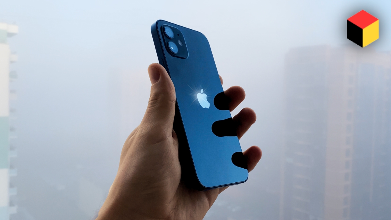 Детальный обзор iPhone 12 и сравнение с iPhone 11 смотреть онлайн