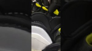 Обзор на Наколенники CCM SUPER TACKS AS1