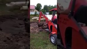 Экскаватор Red Rhino, продолжаем работать.