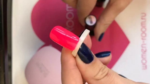 Выкраска гель-лака Bluesky BBA117. Бархатный топ Lacomchir Velvet Top смотреть онлайн