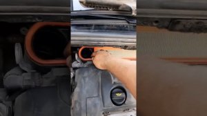 Замена воздушного фильтра Пежо 308