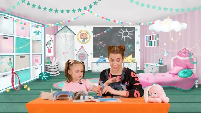 СУПЕР-ТРЕК?распаковка игрушки Monster Jam - играем с машинкой-акулой смотреть онлайн