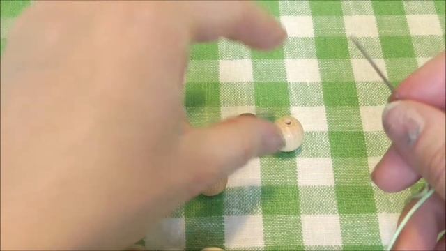 ◎ Слингобусы своими руками. Делаем колечко из деревянных бусин.