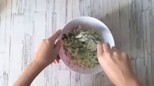 КАК ПРИГОТОВИТЬ ТАРТАЛЕТКИ СО ШПРОТАМИ? Простая и вкусная закуска с яйцом и творожным сыром