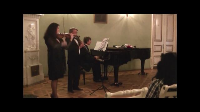 Debussy  Beau Soir trio