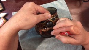 32. Точечная роспись  горшочка. " Золотые кружева"