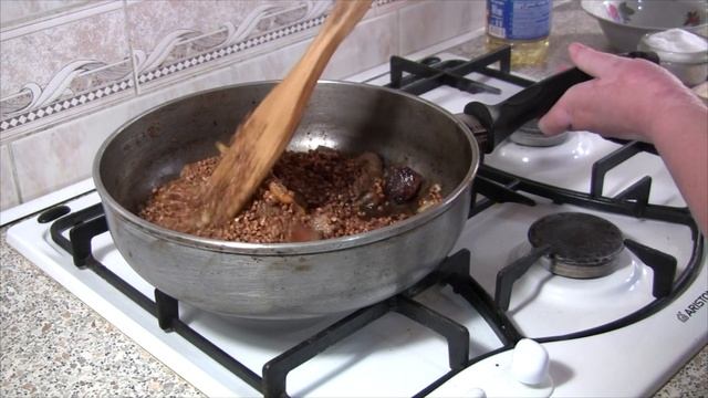 Рецепт приготовления гречневой каши с мясом по-купечески смотреть онлайн