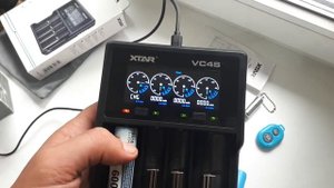 Зарядка для батареек XTAR VC4S - лучше чем Liitokala lii500s