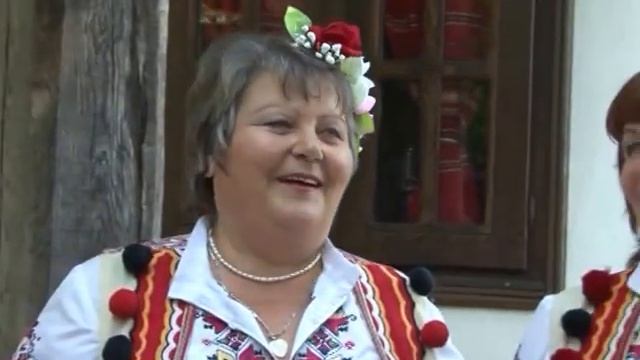 Трио Елена Гочева, Иванка Илиева и Веска Роева- Море, бре ле Злато; Ой, Йоване смотреть онлайн