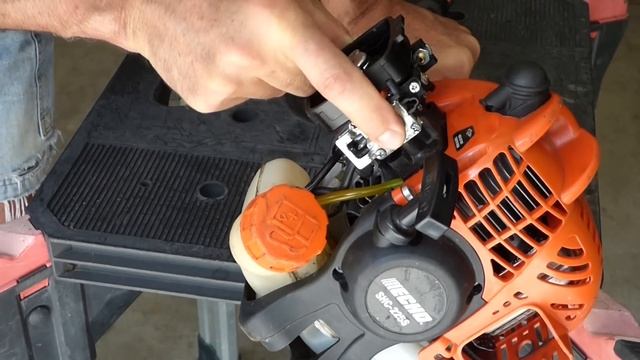 2 Cycle Trimmer Only Runs on Choke | Won't start - How to Diagnose & Fix смотреть онлайн