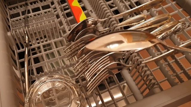 Посудомойка BOSCH SPS25FI03E обзор спустя полгода смотреть онлайн