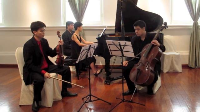 Dance On (Piano Trio, 3rd movt) - by Derek Lim смотреть онлайн