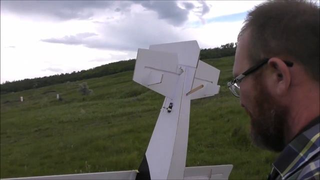 Запускаем самодельные, радиоуправляемые самолёты.