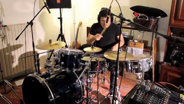 Cissy Strut - Dennis Chambers (Mauro Pes' drum cover) смотреть онлайн