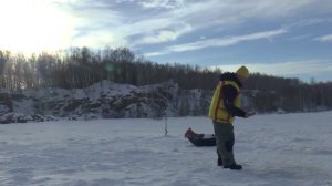 Ловля форели со льда на блесну. Карьер Золотая рыбка.
