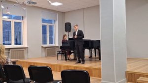 Романс "Твои глаза зелёные..."