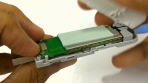 Huawei 4G Datacard /USB modem E3372 Disassembly- Part 1