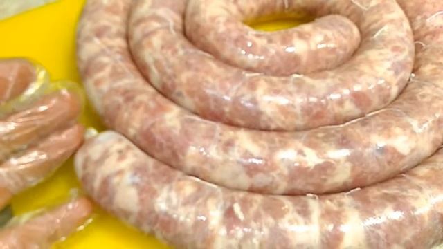 процесс создания копченой домашней колбасы «Краковская»