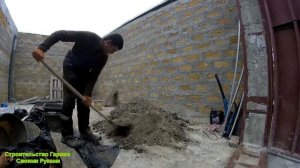 ОТМОСТКА ПЕРЕД ГАРАЖОМ СВОИМИ РУКАМИ__Часть 1 БОЛЬШОЙ ЗАМЕС РАСТВОРА СВОИМИ СИЛАМИ