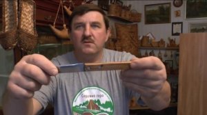 Работа с распаренной берестой...