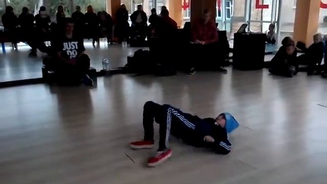 Я на батлах (брейк данс)-1 смотреть онлайн