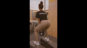 Сиси и попы в TikTok. Лучшее видео в мире по TikTok.