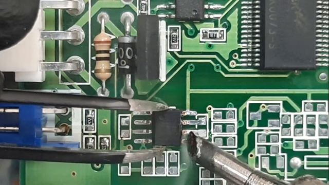КАК ПРАВИЛЬНО ПАЯТЬ ПАЯЛЬНИКОМ С КАНИФОЛЬЮ И ОЛОВОМ