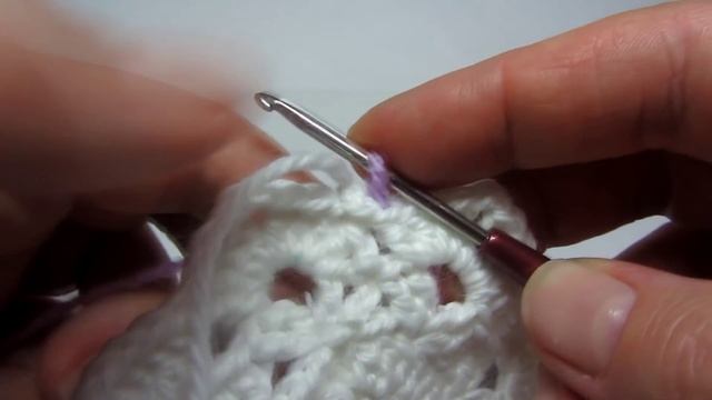 МОТИВ крючком/УЗОР крючком/КВАДРАТ крючком /СНЕЖИНКА крючком/Квадратный квадратный мотив крючком смотреть онлайн