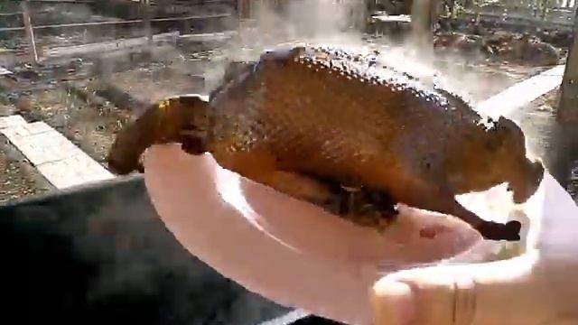 Настоящая охотничья шурпа в казане на костре смотреть онлайн