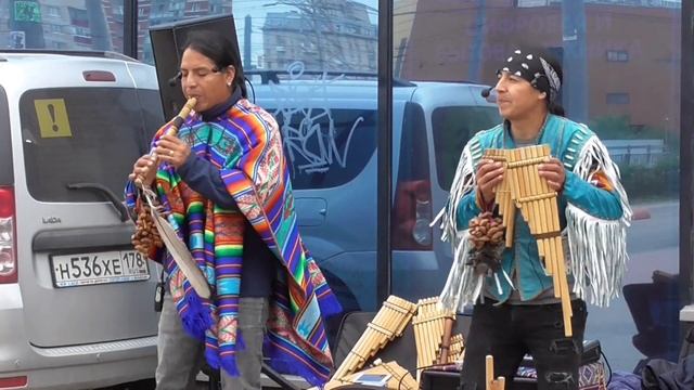 Зажигательная танцевальная мелодия индейцев! Amigos Imbaya.